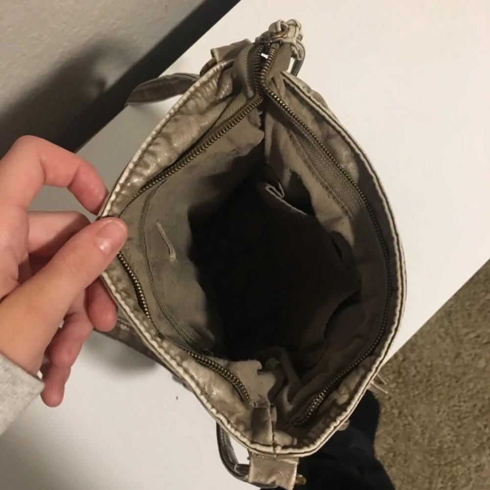 Purse - Picture 4 of 4